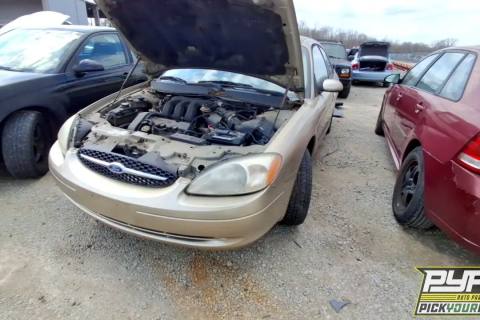 Photo of 2000 Ford Taurus
