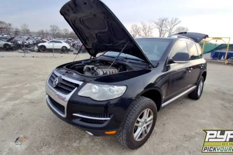 Photo of 2008 Volkswagen Touareg