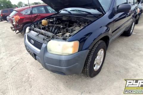 Photo of 2004 Ford Escape