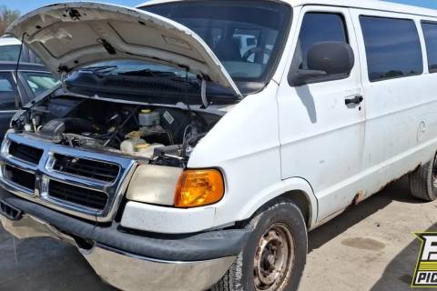 Photo of 1998 Dodge B3500