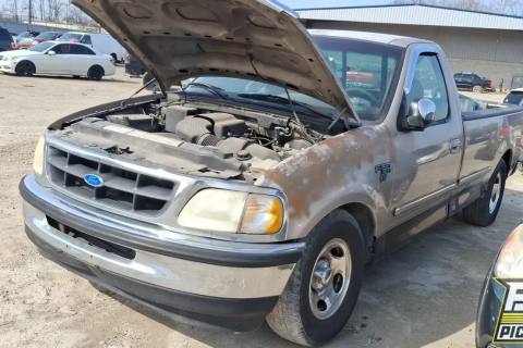 Photo of 1997 Ford F-150