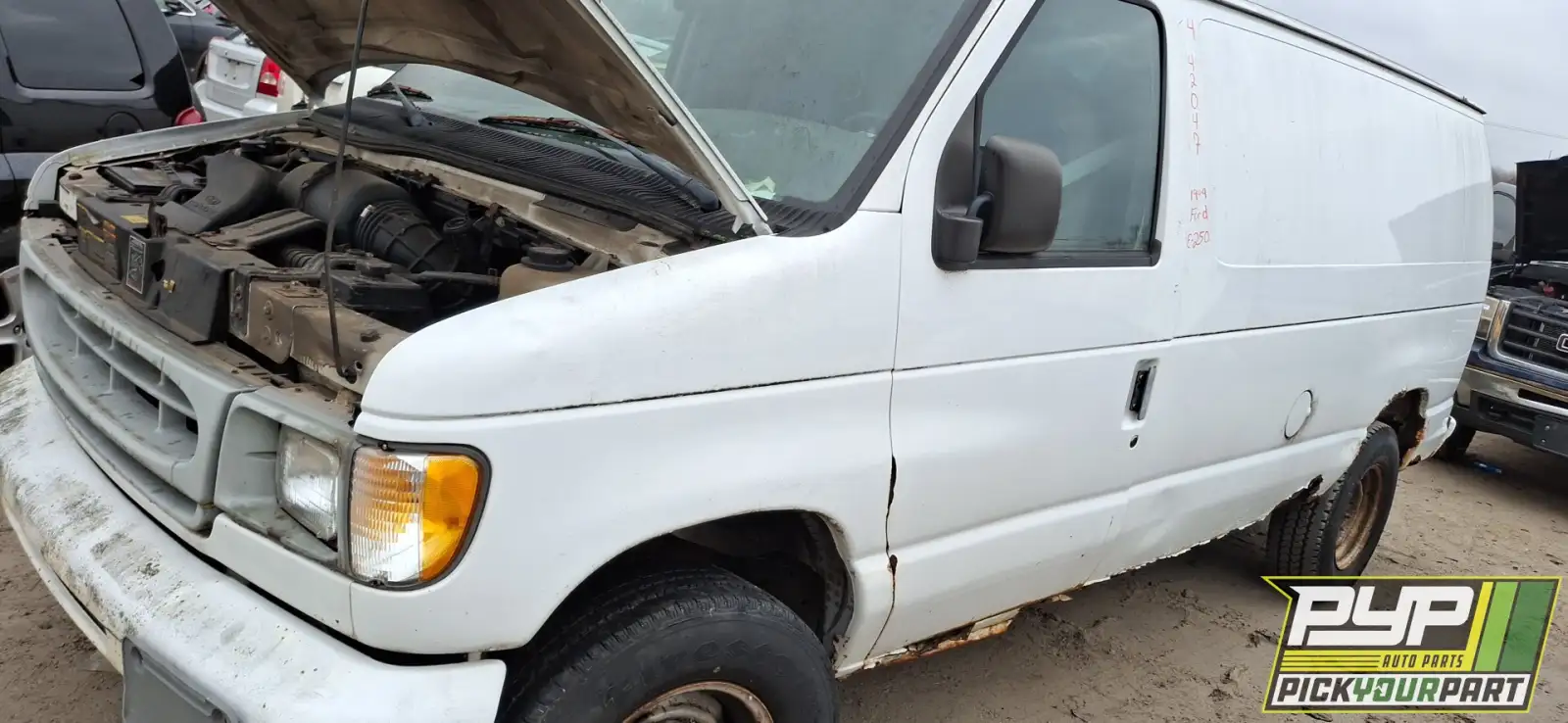 Photo of 1999 Ford E-250 Econoline