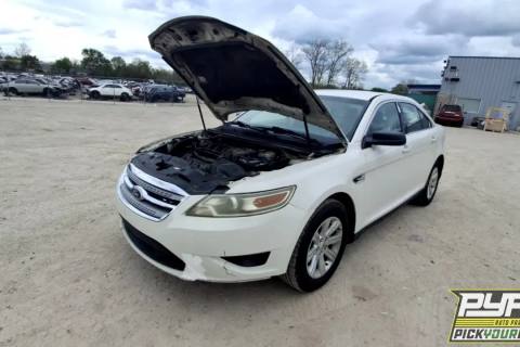 Photo of 2011 Ford Taurus
