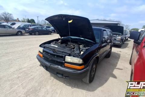 Photo of 2002 Chevrolet Blazer