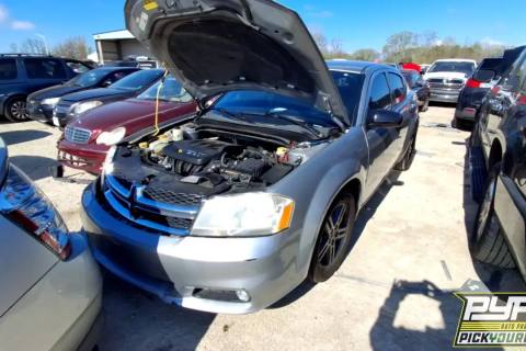 Photo of 2013 Dodge Avenger
