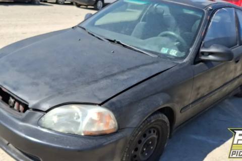 Photo of 1998 Honda Civic