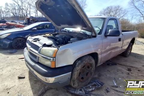 Photo of 2004 Chevrolet Silverado 1500
