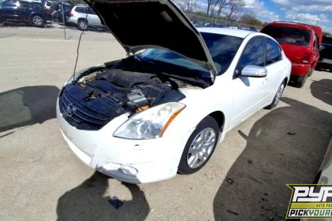 Photo of 2011 Nissan Altima