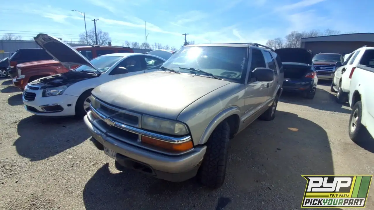 Photo of 2004 Chevrolet Blazer