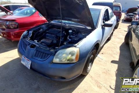 Photo of 2004 Mitsubishi Galant