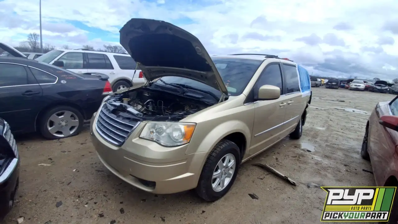 Photo of 2010 Chrysler Town & Country