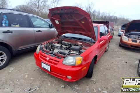 Photo of 2004 Hyundai Accent