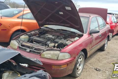 Photo of 1996 Geo Prizm
