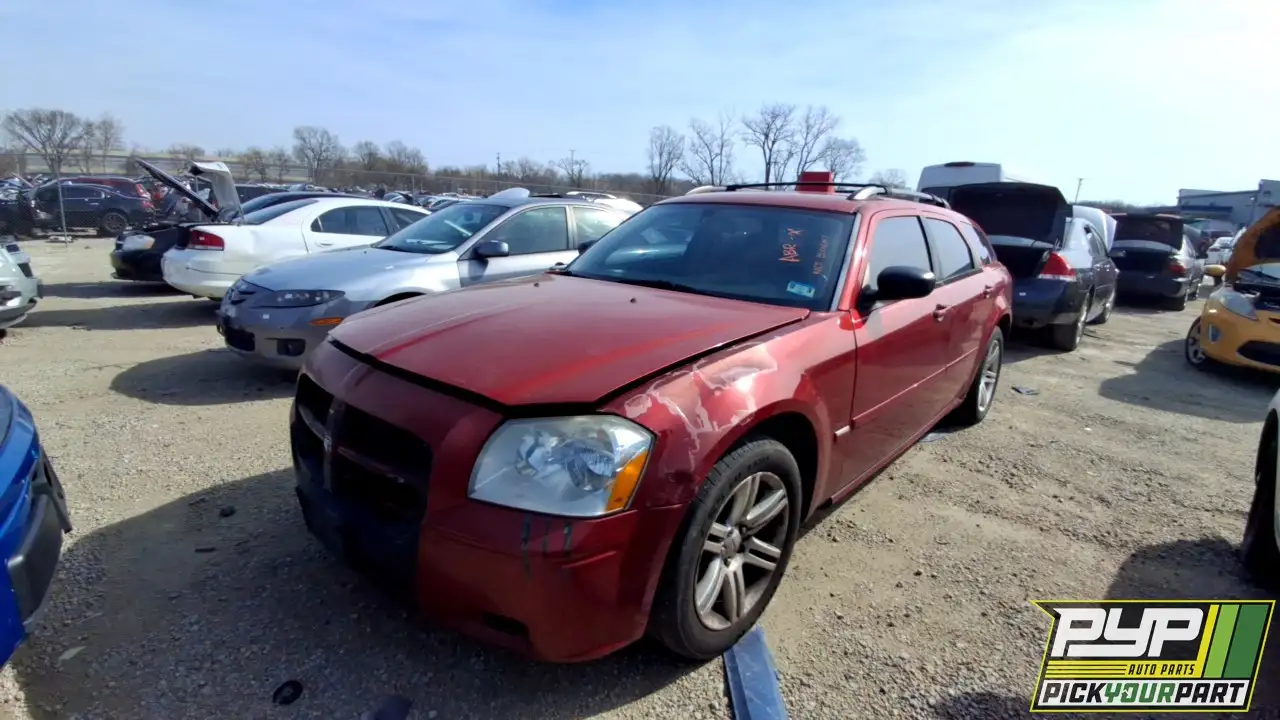 Photo of 2005 Dodge Magnum