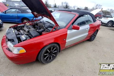 Photo of 2000 Volvo C70