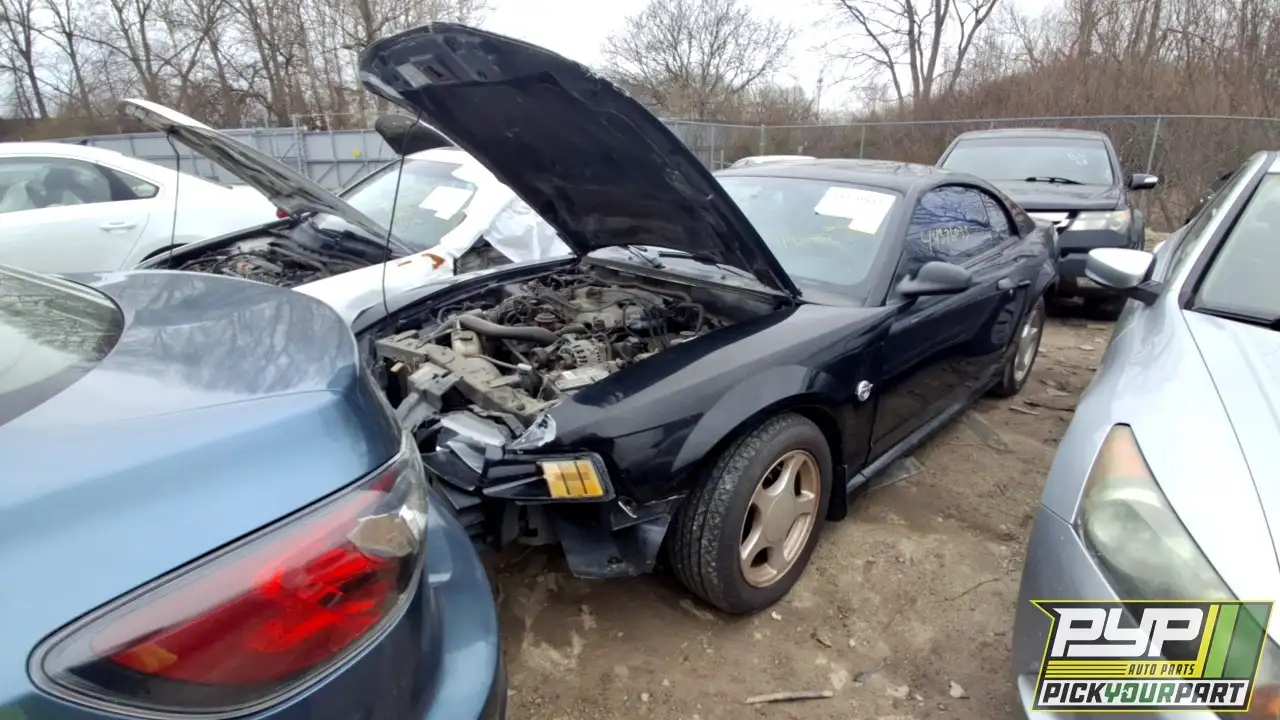 Photo of 2004 Ford Mustang