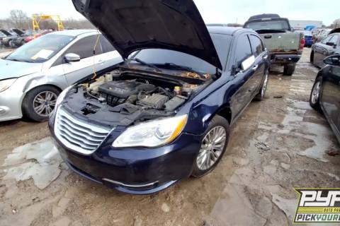 Photo of 2012 Chrysler 200