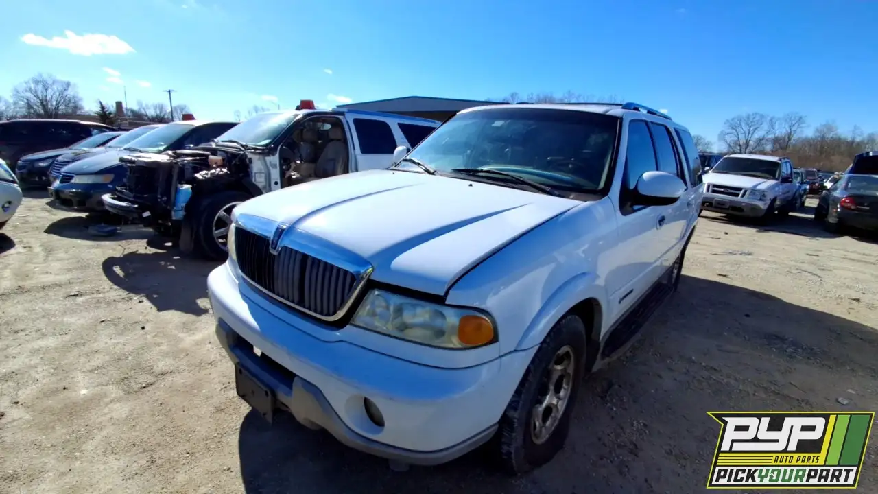 Photo of 2002 Lincoln Navigator