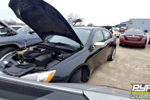 Photo of 2011 Chrysler 200