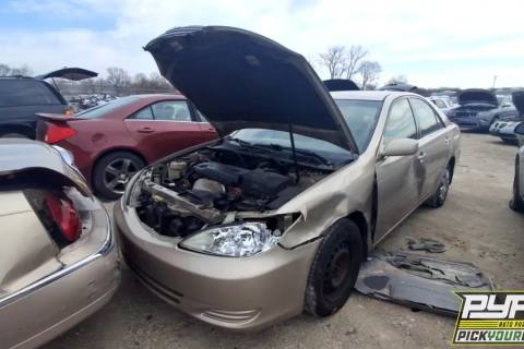 Photo of 2004 Toyota Camry