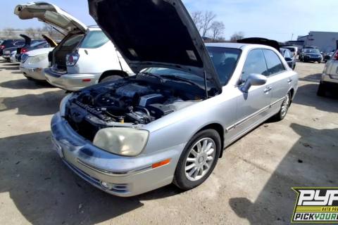 Photo of 2005 Hyundai Xg350