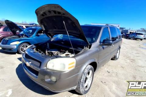 Photo of 2005 Chevrolet Uplander