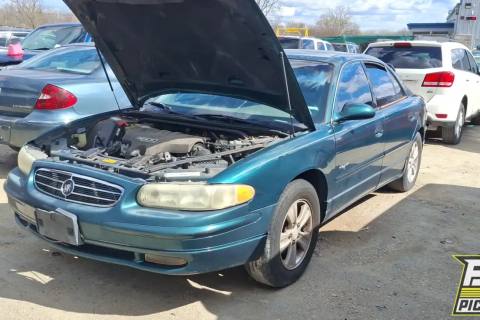 Photo of 1999 Buick Regal