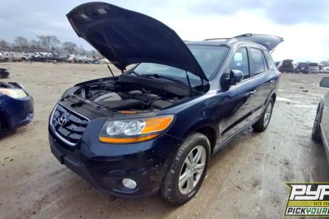 Photo of 2011 Hyundai Santa Fe