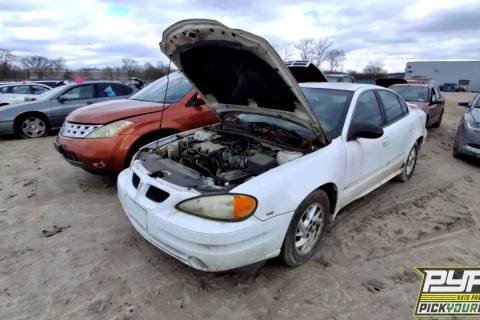 Photo of 2004 Pontiac Grand Am