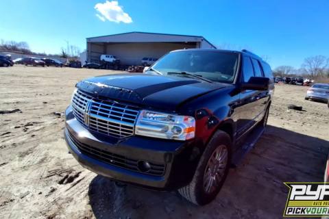 Photo of 2012 Lincoln Navigator