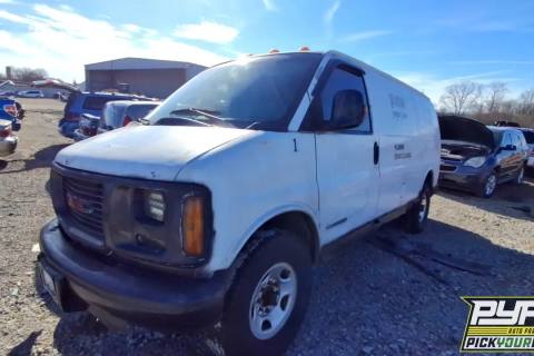 Photo of 2002 Gmc Savana 3500