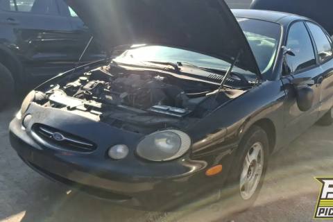 Photo of 1999 Ford Taurus