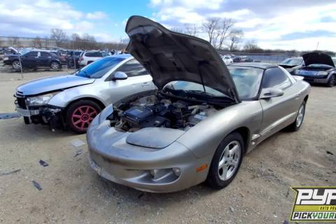 Photo of 2000 Pontiac Firebird