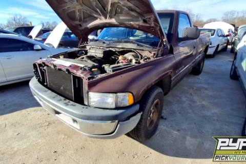 Photo of 2001 Dodge Ram 1500