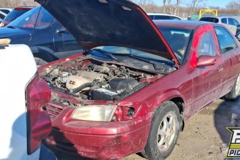 Photo of 1998 Toyota Camry