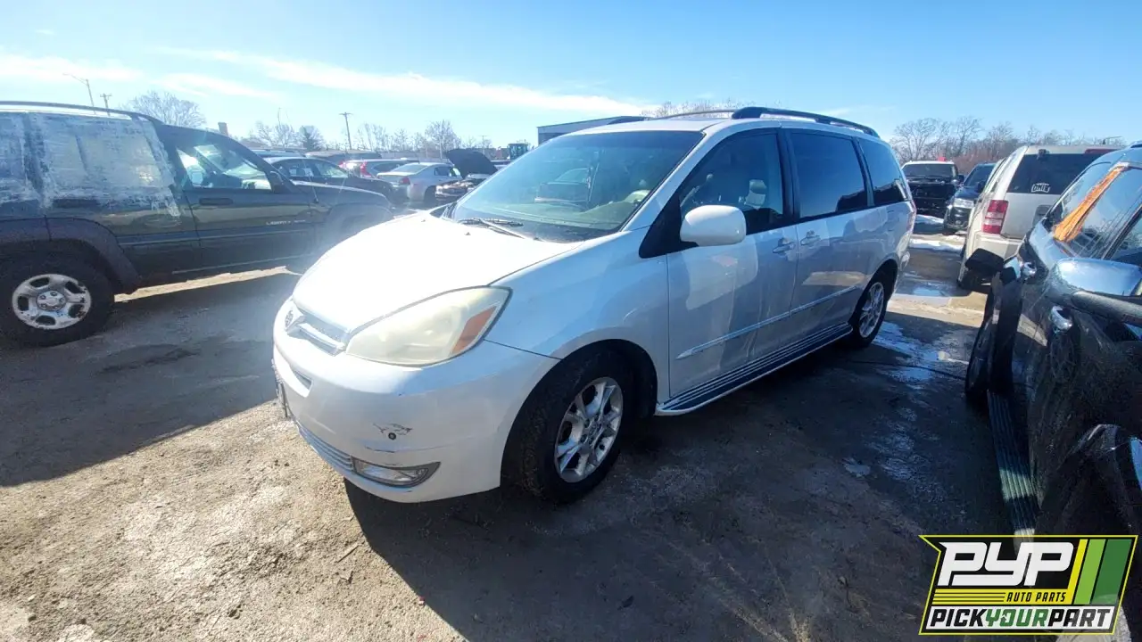 Photo of 2004 Toyota Sienna