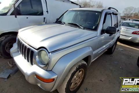 Photo of 2004 Jeep Liberty