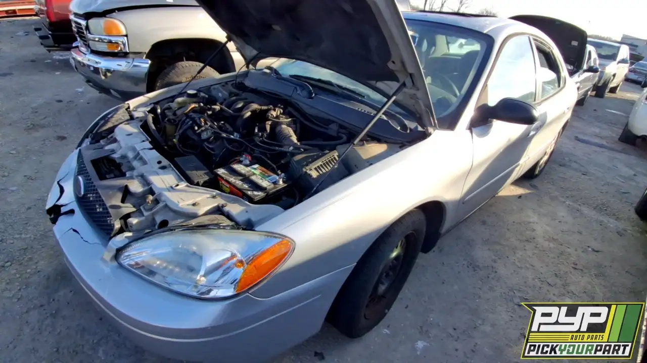 Photo of 2005 Ford Taurus