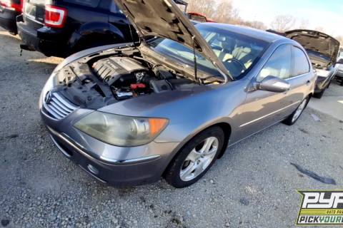 Photo of 2005 Acura Rl