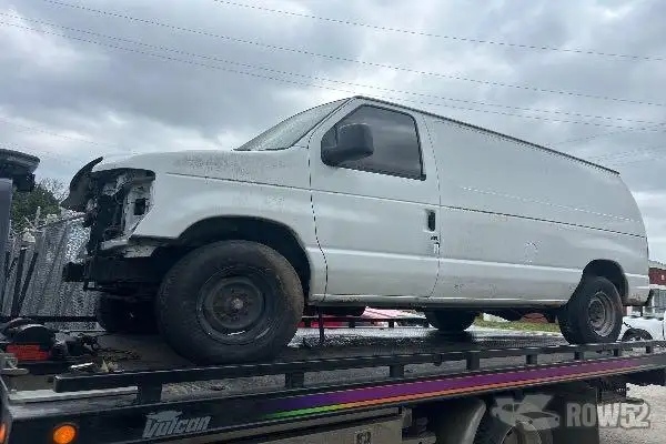Photo of 2009 Ford Econoline