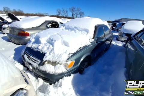 Photo of 2000 Toyota Camry