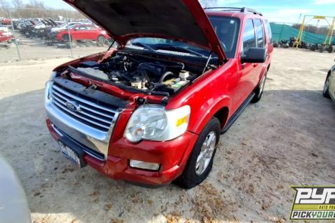 Photo of 2010 Ford Explorer