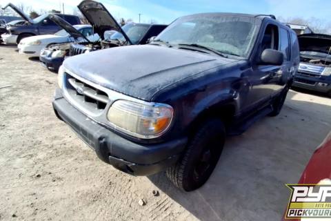 Photo of 2000 Ford Explorer