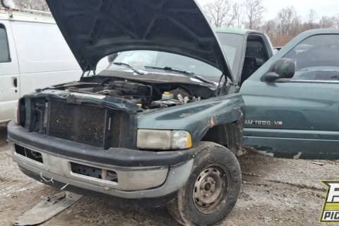 Photo of 1999 Dodge Ram 1500