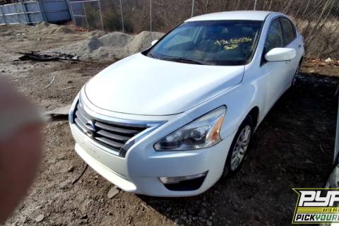 Photo of 2015 Nissan Altima