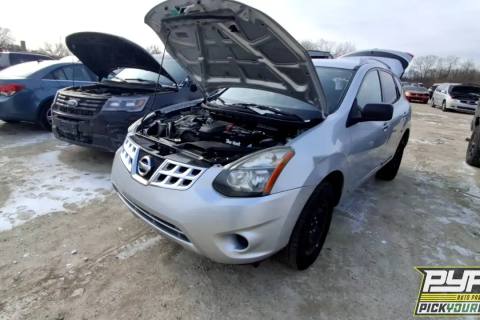 Photo of 2015 Nissan Rogue Select