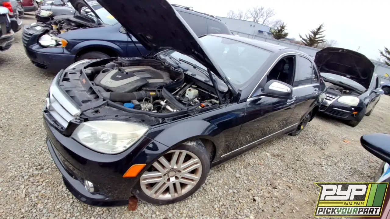 Photo of 2009 Mercedes-Benz C300