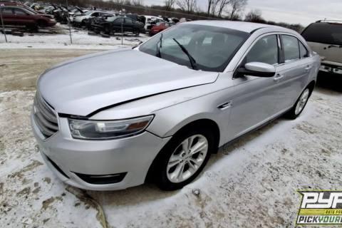 Photo of 2013 Ford Taurus