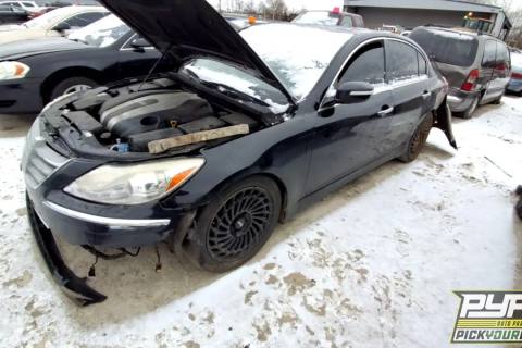 Photo of 2012 Hyundai Genesis