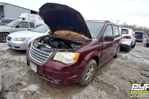 Photo of 2008 Chrysler Town & Country